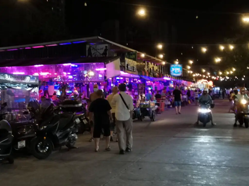 Pattaya Open Air Bars